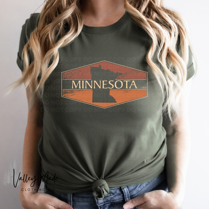 Distressed Minnesota 1858-Tee