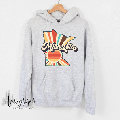 Retro State Outline Minnesota-Hoodie